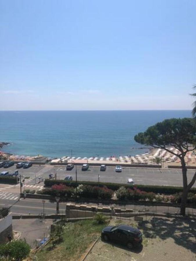 Guisci House - Free Private Parking Apartamento San Remo